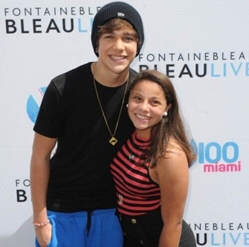 September Mahomie of the Month!