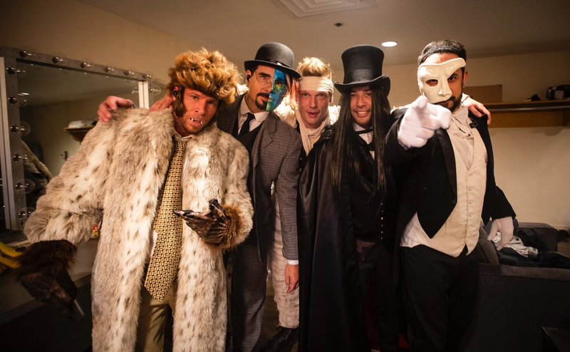 An Iconic Throwback + Special Guests Kick Off A New #BSBVegas Run