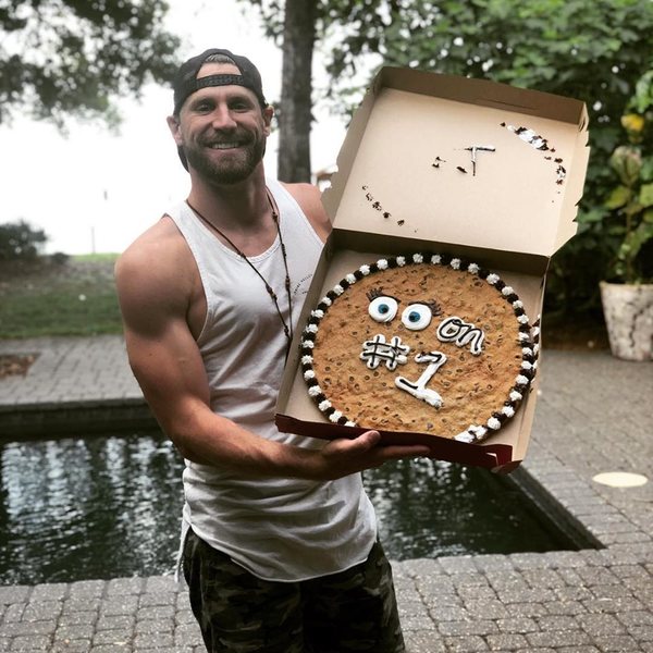 "Eyes On You" becomes Chase Rice's first #1