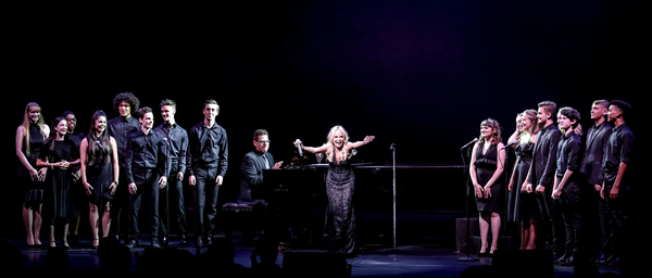 Kristin Announces Places! The Kristin Chenoweth Experience