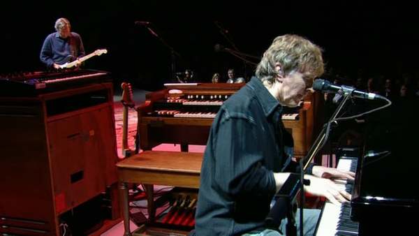 Steve Winwood and Eric Clapton - “Glad” - Live at Madison Square Garden, 2008