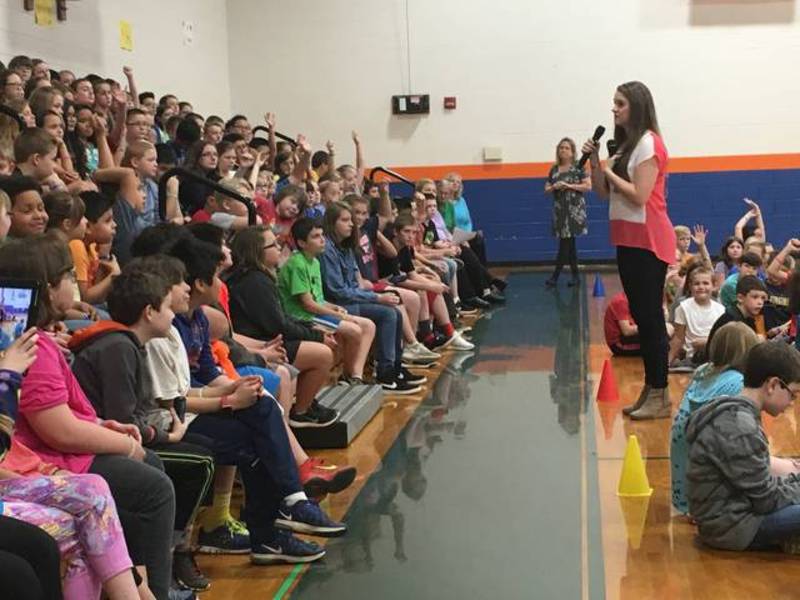 COUNTRY SINGER LIZZIE SIDER SHARES ANTI-BULLYING MESSAGE WITH YADKIN COUNTY STUDENTS (THE YADKIN RIPPLE)