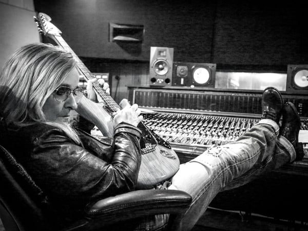 MELISSA ETHERIDGE ON HER LATEST ALBUM & WHO SHE STILL WANTS TO COLLABORATE WITH