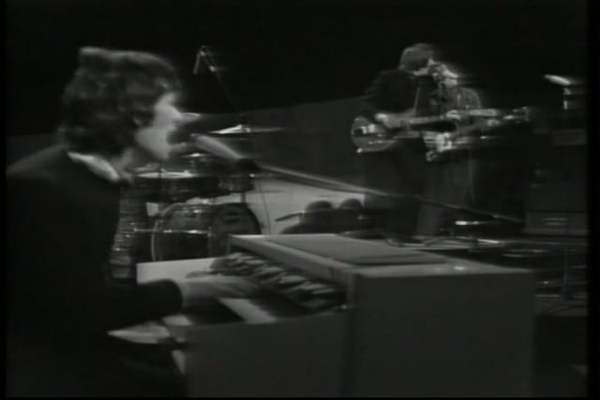 The Spencer Davis Group - “Gimme Some Lovin’”, Live on YLE Television Finland, March 19, 1967